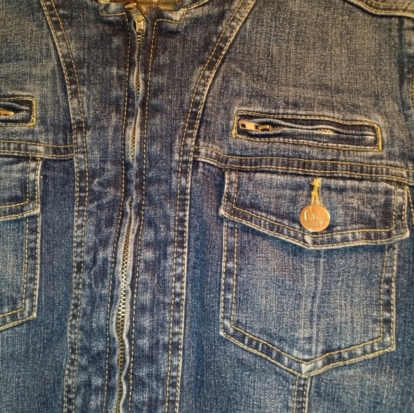 Women's Denim Jacket Size Small - Picture 3 of 6